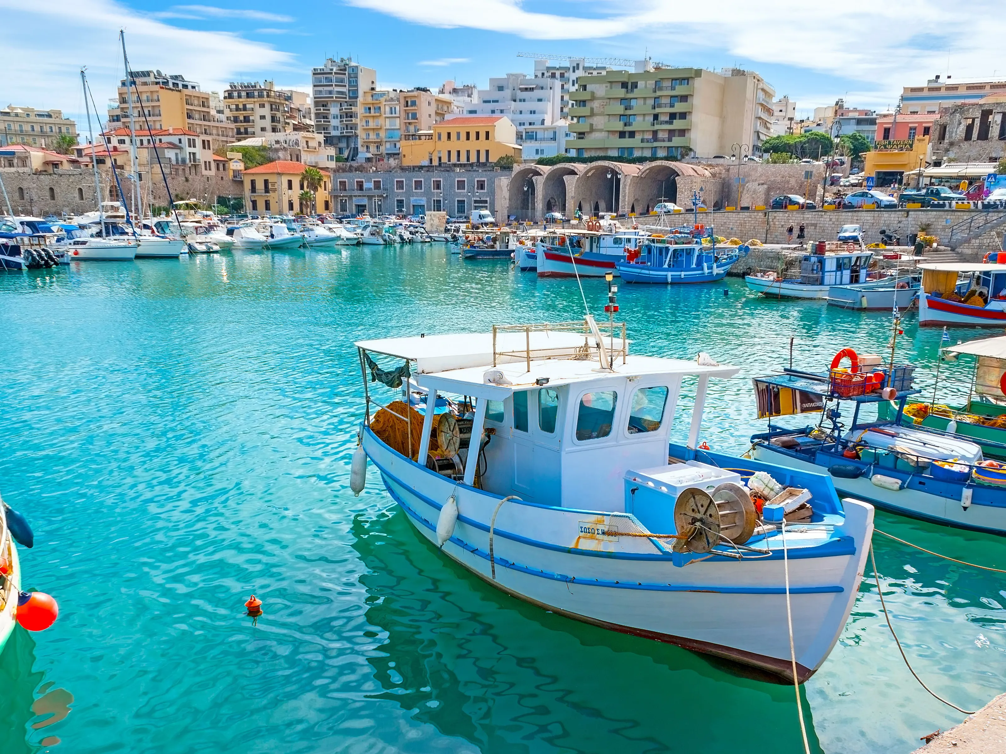 伊拉克利翁, 希腊