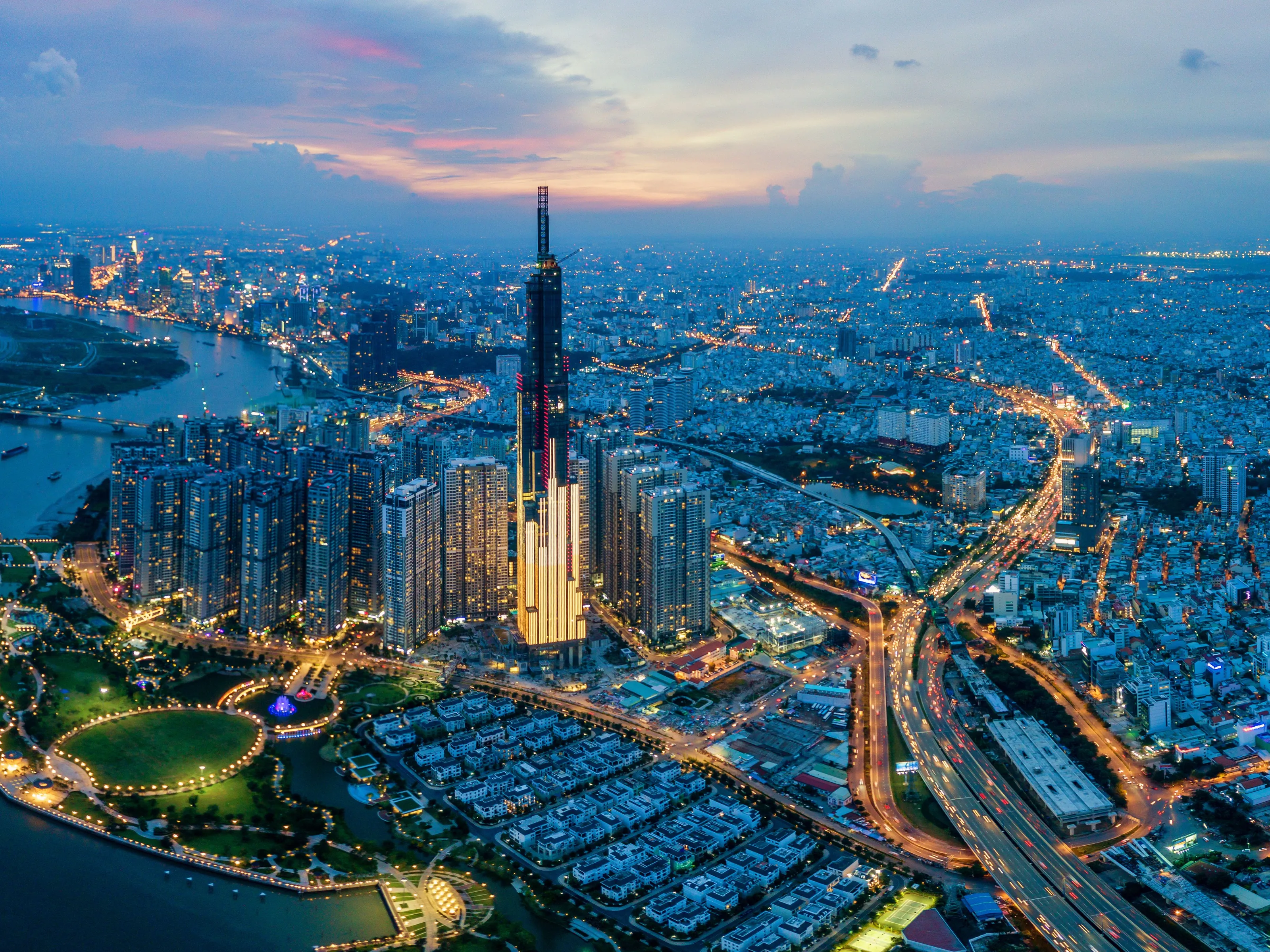 胡志明市, 越南